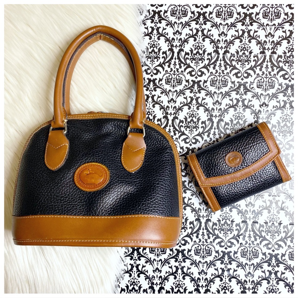 VINTAGE Dooney & Bourke : all weather leather satchel handbag & matching wallet